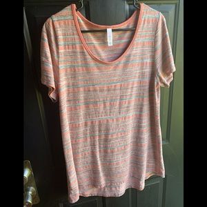 Lularoe shirt